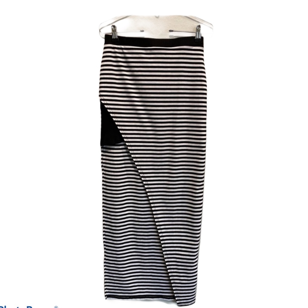 MINKPINK Maxi Skirt Size Small